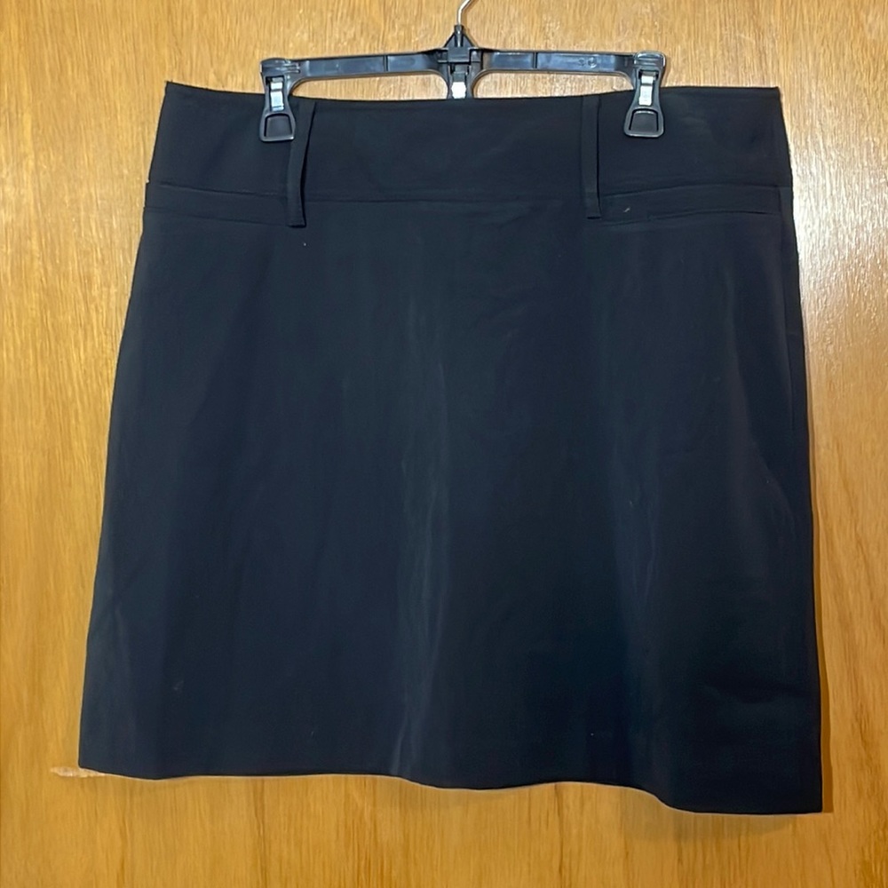 The Limited Womens 14 Stretch Black Skirt Large Belt Loops Zipper in Back